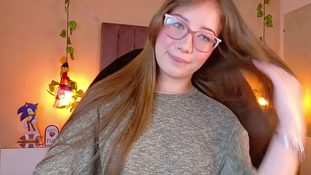 Dahlia Rousse online show from June 2026 06:12:01 AM