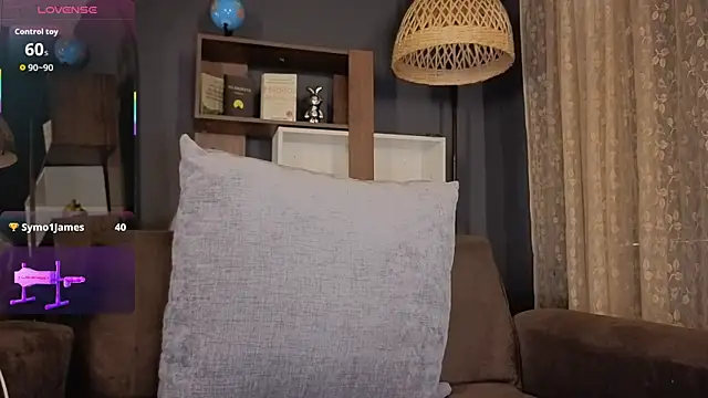 Miah Lorens online show from April 2026 03:56:01 PM