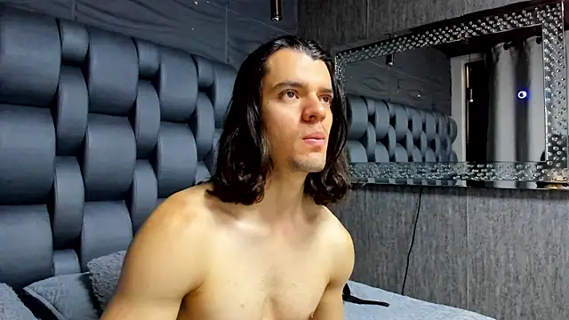 maxi styles online show from March 2026 11:38:02 AM