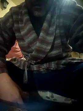 Snapshot of BrunoGoldf chatting on February 2025 06:04:02 PM BrunoGoldf online show from February 2025 06:04:02 PM