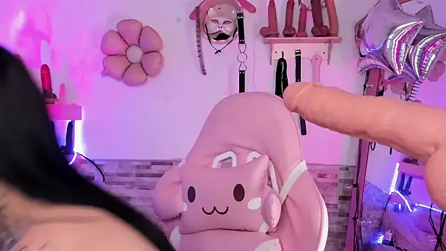 Snapshot of amyswallow7 chatting on November 2025 01:03:02 AM amyswallow7 online show from November 2025 01:03:02 AM