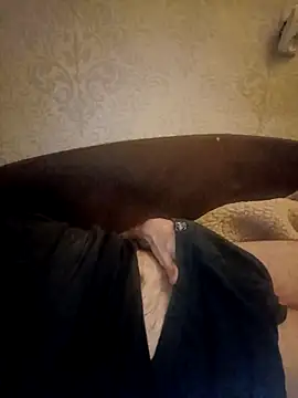 Lukas2204 online show from October 2025 09:52:01 PM