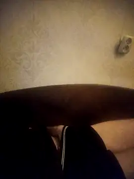 Lukas2204 online show from November 2025 09:26:02 PM