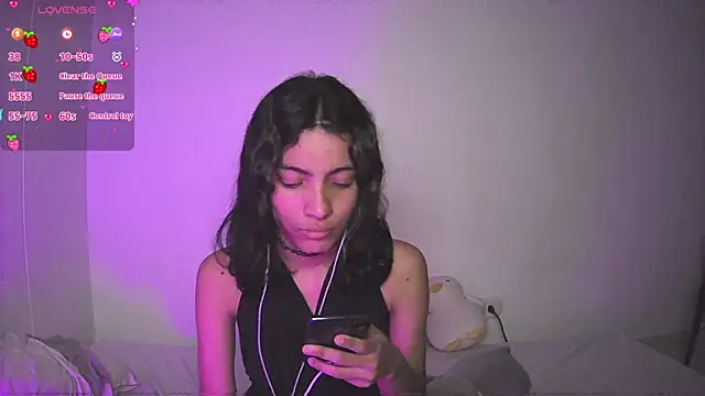 Lovelyamyy online show from January 2025 01:53:02 AM