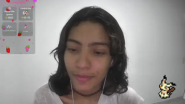 Lovelyamyy online show from February 2025 03:54:01 AM