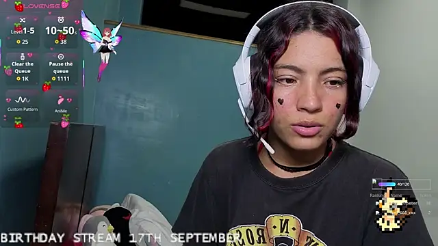 Lovelyamyy online show from September 2025 05:19:02 AM