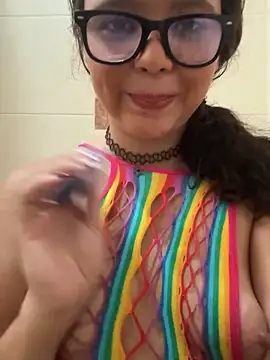 Snapshot of Sophie_Heart chatting on January 2025 06:48:01 PM Sophie Heart online show from January 2025 06:48:01 PM