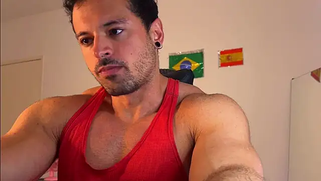 Snapshot of Lucasfit24 chatting on July 2026 03:05:01 PM Lucasfit24 online show from July 2026 03:05:01 PM