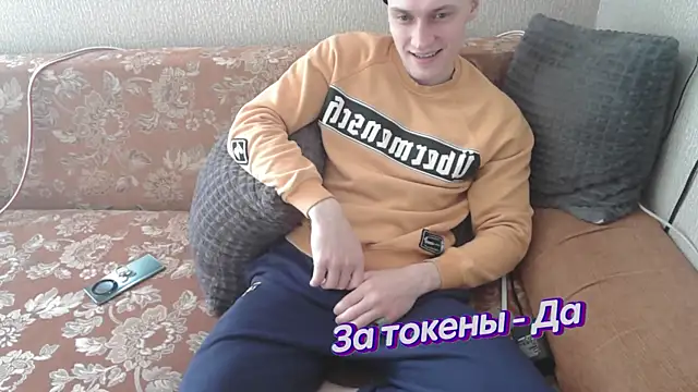 Snapshot of johnny_positive chatting on February 2025 07:56:01 AM johnny positive online show from February 2025 07:56:01 AM