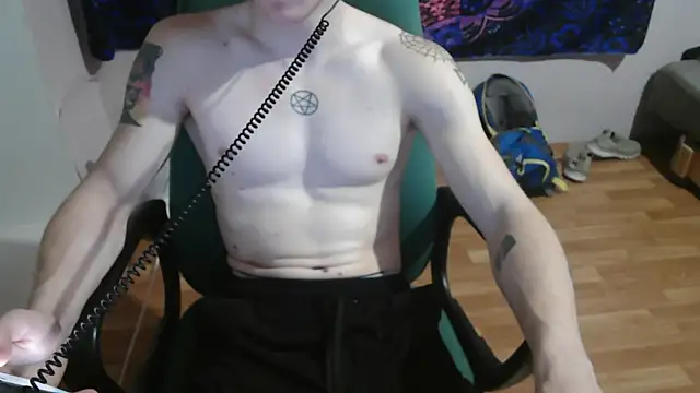 Snapshot of johnny_positive chatting on September 2025 04:00:01 PM johnny positive online show from September 2025 04:00:01 PM