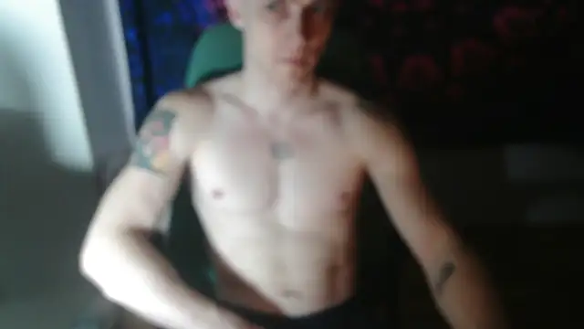 Snapshot of johnny_positive chatting on October 2025 03:54:01 PM johnny positive online show from October 2025 03:54:01 PM