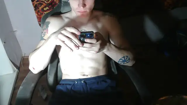 Snapshot of johnny_positive chatting on October 2025 03:45:02 PM johnny positive online show from October 2025 03:45:02 PM