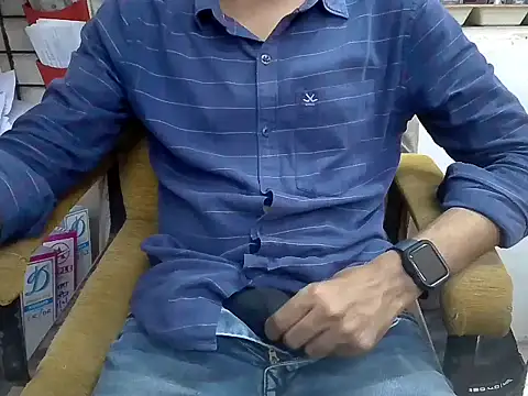 Snapshot of cute_modell chatting on October 2025 12:17:02 PM cute modell online show from October 2025 12:17:02 PM