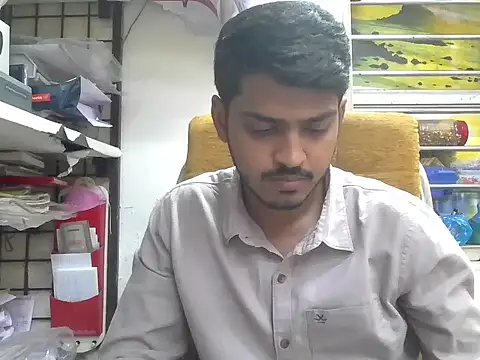 cute modell online show from December 2025 12:01:02 PM