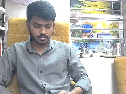 cute modell online show from February 2026 12:43:02 PM