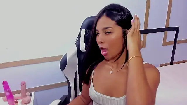 CharlotteGraay online show from February 2025 10:39:02 PM