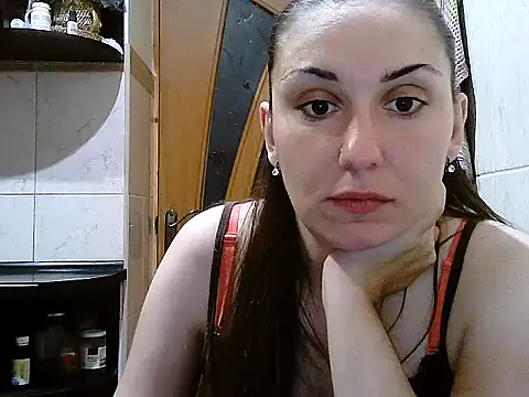 Yuliia30 online show from October 2025 04:47:02 PM