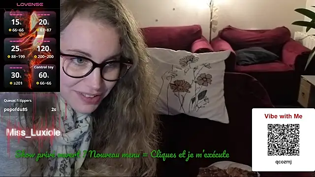 Miss luxiole online show from October 2025 08:07:01 PM