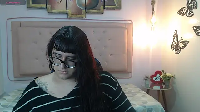 kathepickmanx online show from March 2026 03:32:01 AM