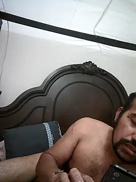 Goloso2423 online show from November 2025 07:09:01 AM