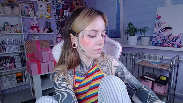 Catharsisi online show from November 2025 02:08:02 PM