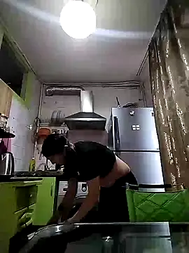 Rosanna Rennie online show from February 2025 07:50:01 AM