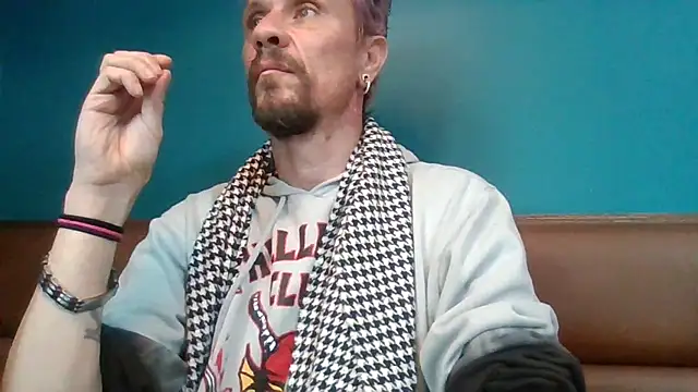 AQuickPhyx online show from March 2025 11:32:02 PM