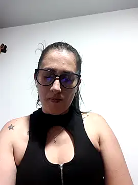 CHARLOTTE 1711 online show from October 2025 03:58:02 AM