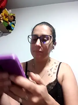 CHARLOTTE 1711 online show from October 2025 03:51:01 AM