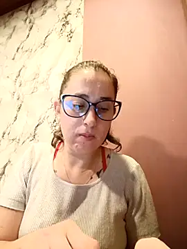 Snapshot of CHARLOTTE_1711 chatting on June 2026 12:28:01 AM CHARLOTTE 1711 online show from June 2026 12:28:01 AM