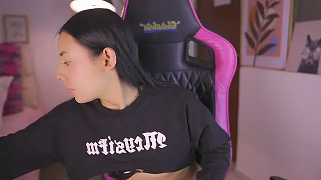 Hade collinss online show from November 2025 06:41:02 PM