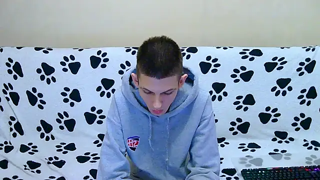 Lester Broo online show from April 2026 02:53:01 PM