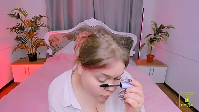 Erica  Alta online show from November 2025 06:22:01 AM