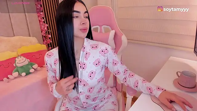 Snapshot of tamy_xoo chatting on November 2025 06:08:02 PM tamy xoo online show from November 2025 06:08:02 PM