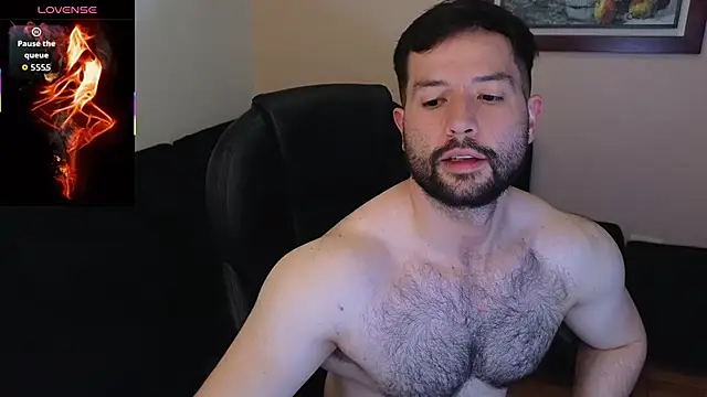 Snapshot of hairyncuteass chatting on May 2026 06:39:01 PM hairyncuteass online show from May 2026 06:39:01 PM