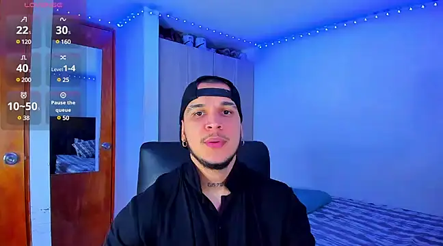 austinoficial online show from February 2025 10:20:02 PM