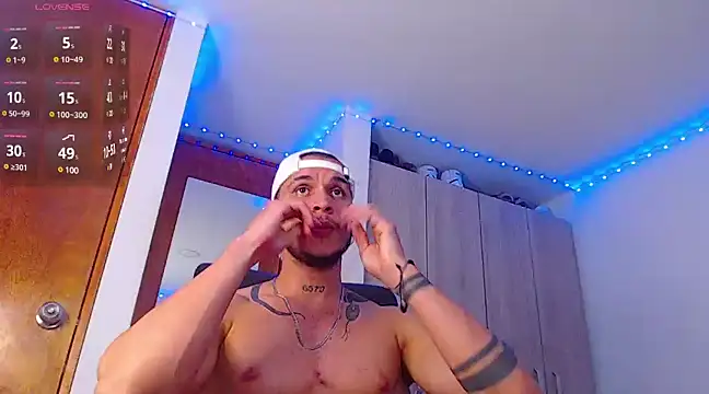 austinoficial online show from February 2025 06:36:02 AM