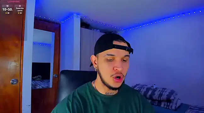 austinoficial online show from March 2025 02:28:02 AM