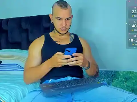 austinoficial online show from February 2026 09:19:01 PM