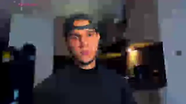 austinoficial online show from April 2026 11:07:01 PM