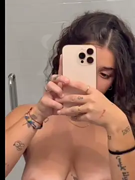 tinathebaddie online show from February 2025 10:59:01 AM