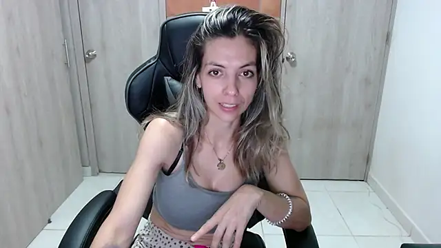 Princezzlove3 online show from March 2025 01:35:01 AM