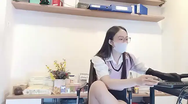 Lush-Office online show from February 2025 03:20:01 AM