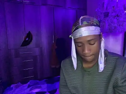 snotLoud online show from April 2026 10:27:01 PM