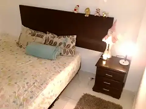 Snapshot of Aurrorasweet chatting on February 2025 02:41:01 AM Aurrorasweet online show from February 2025 02:41:01 AM