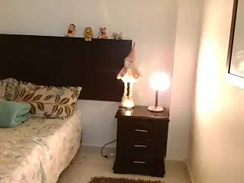 Snapshot of Aurrorasweet chatting on February 2025 03:40:01 AM Aurrorasweet online show from February 2025 03:40:01 AM