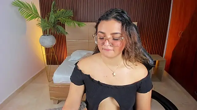 lilly ass  online show from February 2025 07:53:02 PM