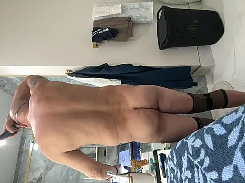 carlospingalinda online show from March 2026 12:06:01 AM