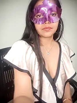 Snapshot of Babbyy_doll chatting on March 2025 05:43:02 PM Babbyy doll online show from March 2025 05:43:02 PM