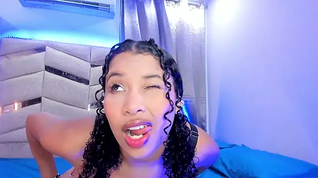 Snapshot of BrigitteRoy_ chatting on June 2026 03:11:01 AM BrigitteRoy online show from June 2026 03:11:01 AM